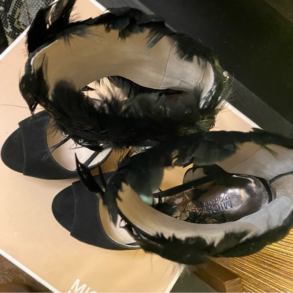 Michael Kors Vasha Suede Platform Open Toe Heels Size 5.5 - Picture 3 of 14